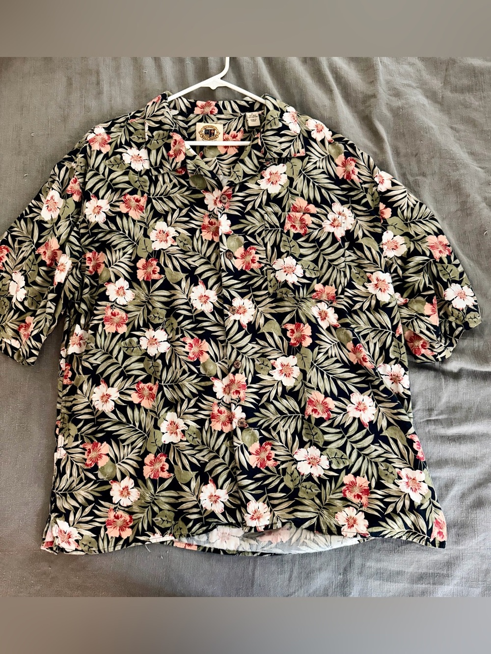 Pusser’s XL West  Indies Men”s Black Floral Hawaiian Shirt with Pink Green
